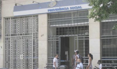 Após reforma, INSS trava novos pedidos para a aposentadoria