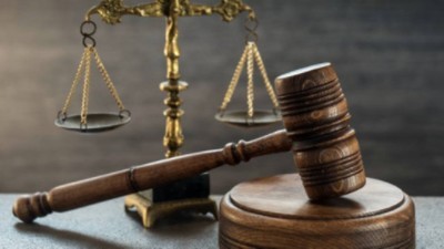 Justiça mantém justa causa de funcionário que apresentou atestado médico, mas foi à praia