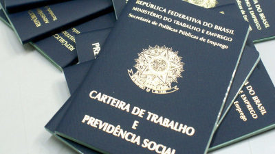Reforma trabalhista tira direitos e permite jornada de 24 horas, diz MPT9