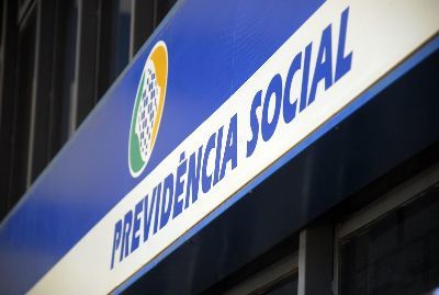 INSS cobra segurados que receberam a desaposentação